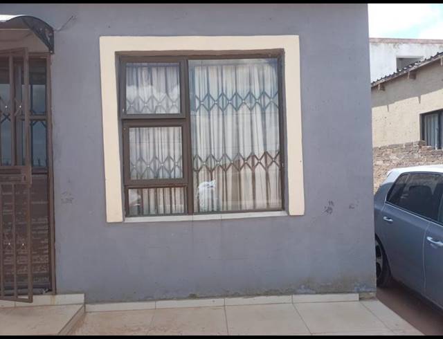 2 BEDROOM HOUSE FOR SALE IN DOBSONVILLE